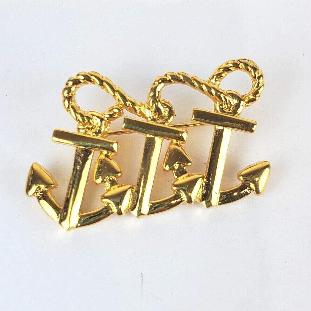 Gold Tone Metal 3 Anchors with Rope Sailing Boating Nautical Brooch Pin